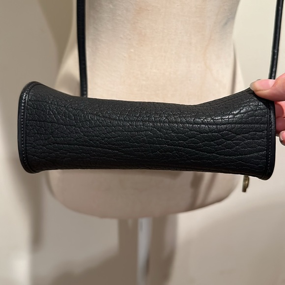 Dooney & Bourke Vintage black leather medallion logo crossbody bag - Picture 2 of 7